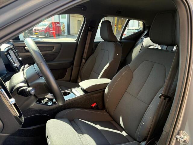 Volvo XC40 RECHARGE PLUS 70 KWh 231pk WARMTEPOMP/NL-AUTO/1E EIG./SOH 94,7%