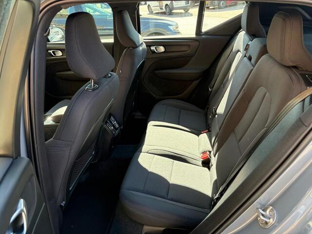 Volvo XC40 RECHARGE PLUS 70 KWh 231pk WARMTEPOMP/NL-AUTO/1E EIG./SOH 94,7%