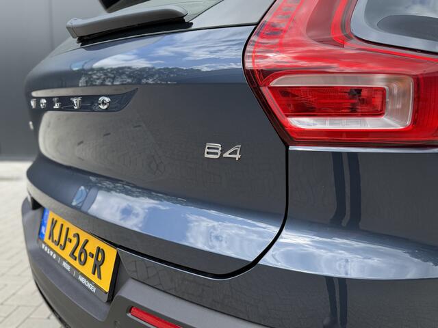 Volvo XC40 2.0 B4 Automaat Plus Dark | Lounge | Panoramadak