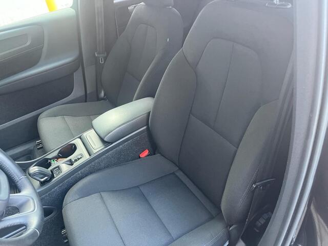 Volvo XC40 1.5 T2 129PK Aut. LED/Careplay/NAVI