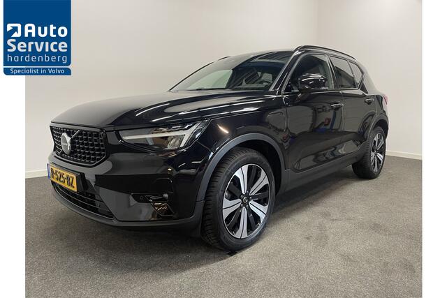 Volvo XC40 1.5 T4 Plug-in hybrid Ultimate Dark Trekhaak 1500kg/ Pano/ Adapt. Cruise/ Stoel en stuurverwarming