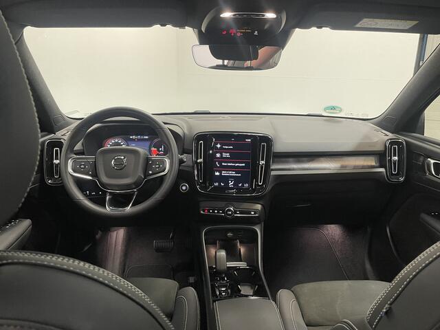 Volvo XC40 1.5 T4 Plug-in hybrid Ultimate Dark Trekhaak 1500kg/ Pano/ Adapt. Cruise/ Stoel en stuurverwarming