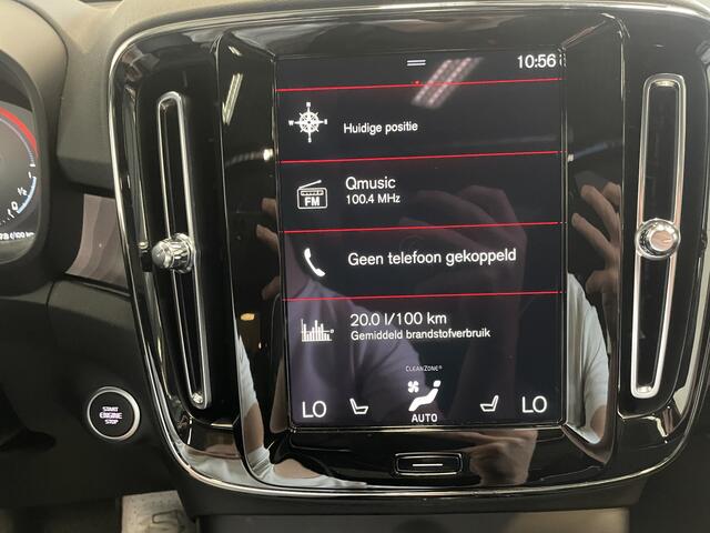 Volvo XC40 1.5 T4 Plug-in hybrid Ultimate Dark Trekhaak 1500kg/ Pano/ Adapt. Cruise/ Stoel en stuurverwarming