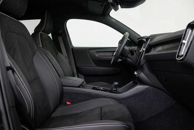 Volvo XC40 Plus Dark T4 Recharge Plug-In Hybrid Harman l Memory l VOL OPTIE