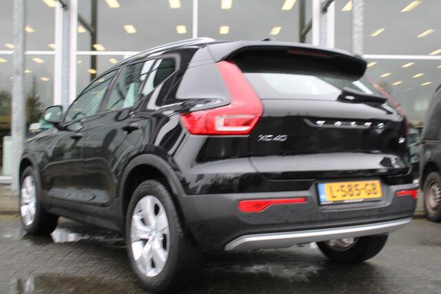 Volvo XC40 T2 130PK Automaat Business Pro | El. Trekhaak | Adapt. Cruise | DAB | El. Achterklep | BLIS | Keyless |