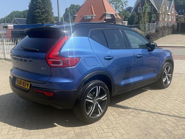 Volvo XC40 2.0 B4 R-Design