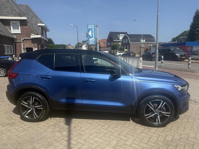 Volvo XC40 2.0 B4 R-Design