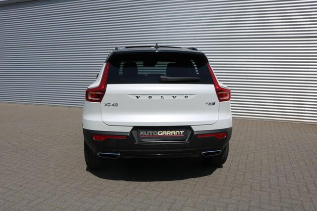 Volvo XC40 2.0 T5 AWD R-Design 248PK (Panoramadak Sportleder Carplay Navi/Camera HarmanKardon Trekhaak Full-Led 19Inch PrivacyGlass Pdc V+A)