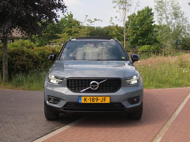 Volvo XC40 1.5 T5 Recharge R-Design | Panoramadak | Trekhaak | Harman Kardon | 360 Camera | Apple Carplay |