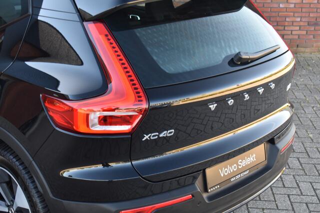 Volvo XC40 B3 177PK Plus Dark | Harman & Kardon | Panormadak | Elektrisch verstelbare stoelen | All season banden