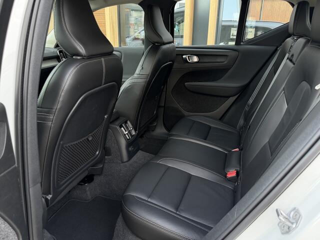 Volvo XC40 1.5 T5 Recharge Inscription | Full LED | Camera | Leer | Stoel-s