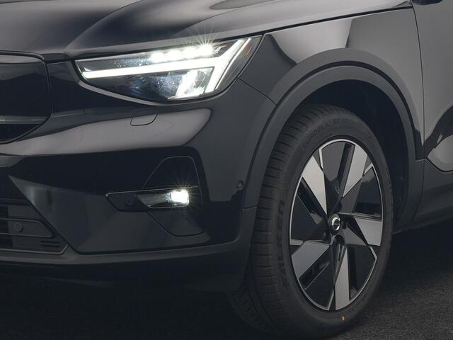 Volvo XC40 Single Motor Extended Range Ultimate 78 kWh 252pk Dealer O.H. | Panodak | Adaptive Cruise | 360 Camera | Harman / Kardon | Warmtepomp | Sportstoelen Memory & Verwarmd | Google Assistent | Keyless | Blis | Apple Carplay | DAB |