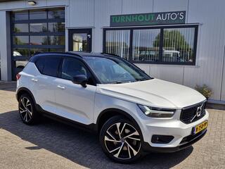 volvo-xc40-t4-recharge-r-design-pan
