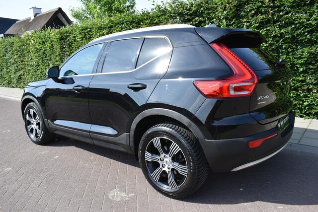 Volvo XC40 1.5 T2 Momentum AUT. Leer, Sléchts 45dkm!