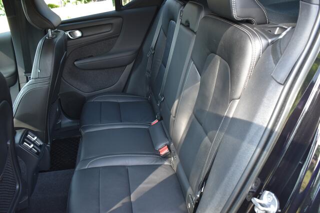 Volvo XC40 1.5 T2 Momentum AUT. Leer, Sléchts 45dkm!