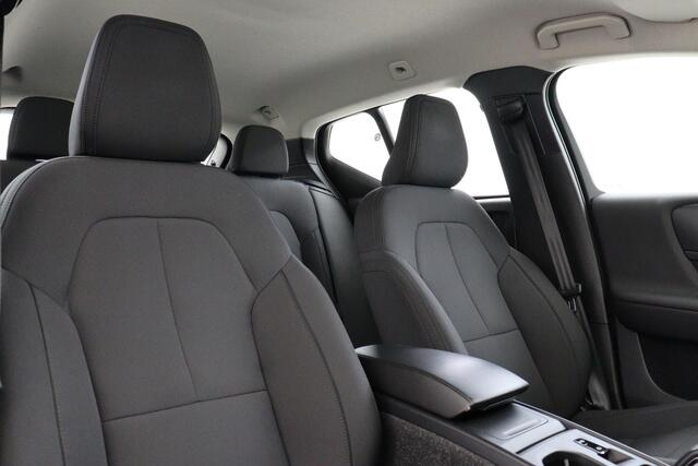 Volvo XC40 T3 AUT. BUSINESS PRO -ADAP.CRUISE|CARPLAY|KEYLESS|METALLIC|NAVI|18"