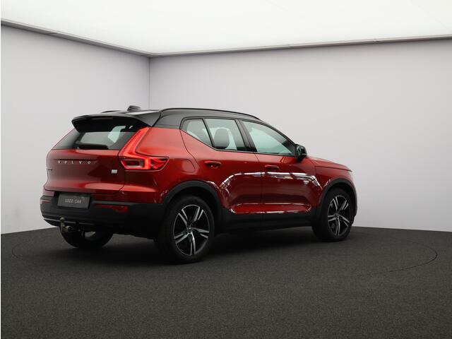 Volvo XC40 1.5 T4 Recharge R-Design / Trekhaak / Panoramadak / 360 Camera / Harman kardon / Adaptive Cruise / Nubuck Bekleding / BLIS /