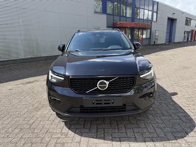 Volvo XC40 T4 PHEV Ultimate Dark Design Aut. , PANORAMADAK. AUTOMAAT, BENZ HYBRIDE, HARMAN KARDON, PDC, CRUISE, AIRCO, ELECTR STOELEN, ELECTR ACHTERKLEP, ACHTERUITRIJCAMERA, EN NOG VEEL MEER.... 1 JAAR GARANTIE, BTW AUTO PRIJS IS INCL BTW