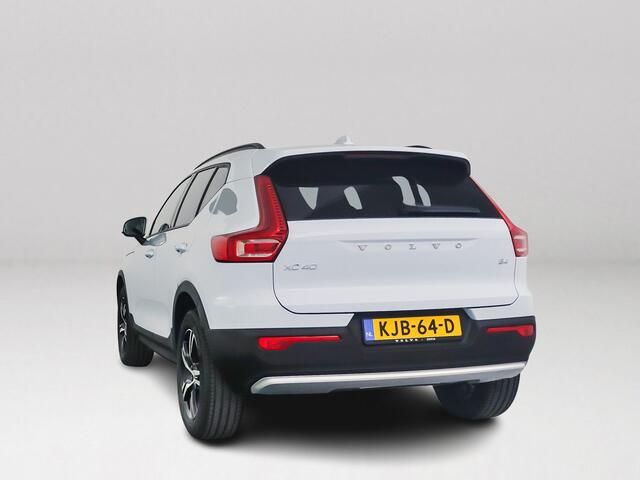 Volvo XC40 B4 Business Edition | Parkeercamera | Harman Kardon | Stoel- en Stuurverwarming