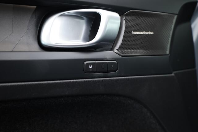 Volvo XC40 1.5 T5 Ultimate Dark | SOH 95.1% | Pano | 360cam | Harman Kardon | Memory | Keyless | Adapt. Cruise | Stoel-Stuurverw.