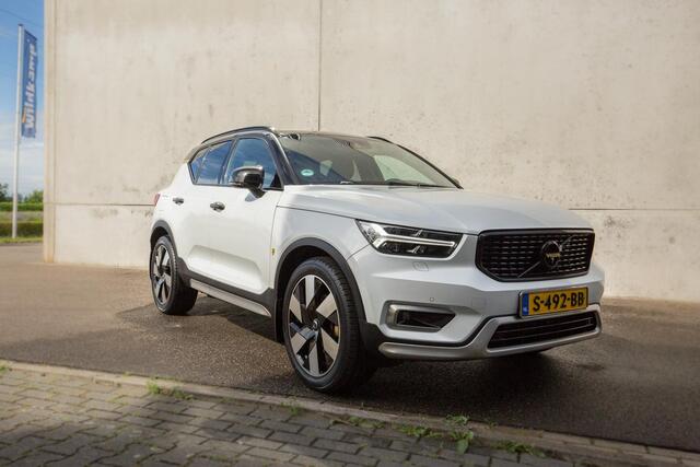 Volvo XC40 2.0 T4 R-Design