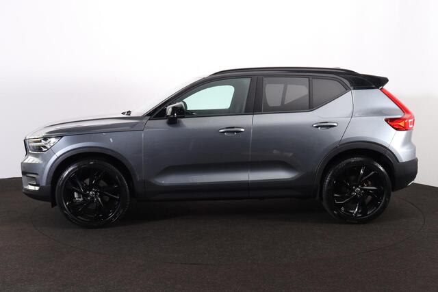 Volvo XC40 T5 AWD R-Design Intro Edition - Panorama/schuifdak - Harman/Kardon audio - Parkeercamera achter - Verwarmde voorstoelen, stuur & achterbank - Parkeersensoren voor & achter - Cruise control - Extra getint glas - Standkachel - 20' LMV