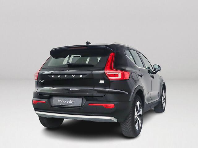 Volvo XC40 T4 Plug-in hybrid Essential Bright | Park assist | Cruise control | Navigatie