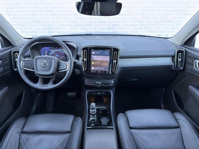 Volvo XC40 2.0 B3 Plus Bright | Lederen bekleding | Navigatie | Camera | Keyless | Adaptieve Cruise Control | Getint Glas | Harman Kardon Audio | DAB | Elek. Stoelen | Stoel-/Stuurverwarming | Lighting Pack |
