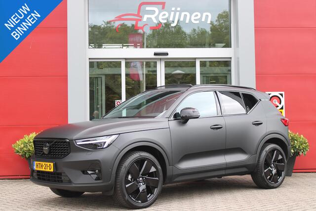 Volvo XC40 2.0 B4 197PK PLUS BLACK EDITION PANORAMISCH SCHUIF/KANTELDAK | LIGHTING PACK - MATRIX LED KOPLAMPEN MET REINIGINGSINSTALLATIE EN MISTLAMPEN | PREMIUM AUDIO BY HARMAN KARDON | APPLE CARPLAY/ANDROID AUTO | DRAADLOZE TELEFOONLADER | LICHTMETALEN VELGEN 20'' 