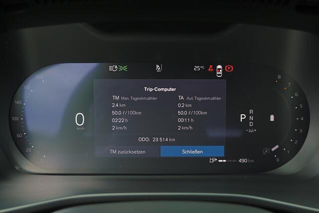 Volvo XC40 B3 Plus Dark - IntelliSafe Assist & Surround - 360º Camera - Harman/Kardon audio - Verwarmde voorstoelen & stuur - Parkeersensoren voor & achter - Elektr. bedienb. voorstoelen met geheugen links - Draadloze tel. lader - Standkachel - Extra getint glas - 1
