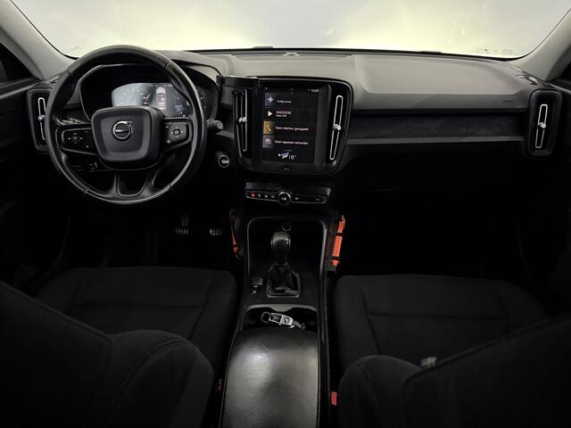 Volvo XC40 1.5 T3 Camera, Navi, Keyless start, Cruise control, Clima, Sportief velgen, Virtual desk