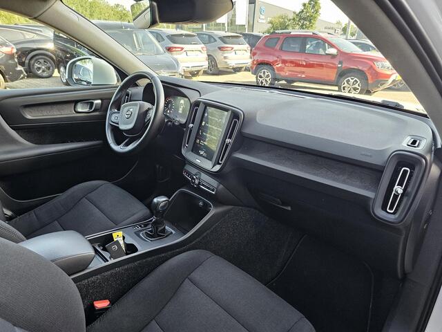 Volvo XC40 1.5 T3 Zeer netjes | Perfect onderhouden | Virtual cockpit | LED | Camera | Adaptive cruise control etc.