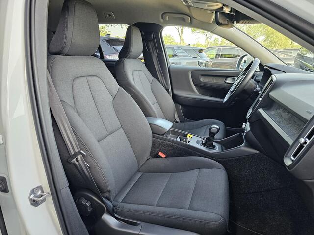 Volvo XC40 1.5 T3 Zeer netjes | Perfect onderhouden | Virtual cockpit | LED | Camera | Adaptive cruise control etc.