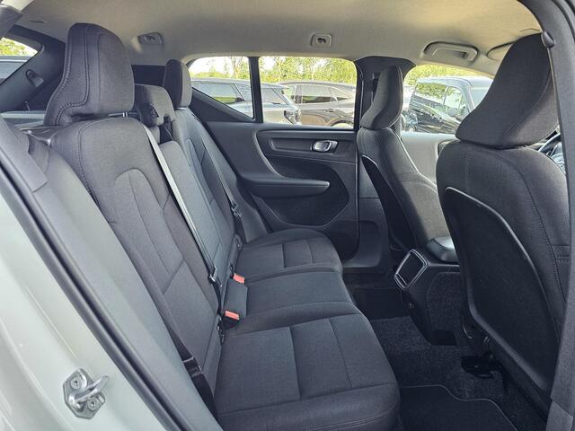 Volvo XC40 1.5 T3 Zeer netjes | Perfect onderhouden | Virtual cockpit | LED | Camera | Adaptive cruise control etc.