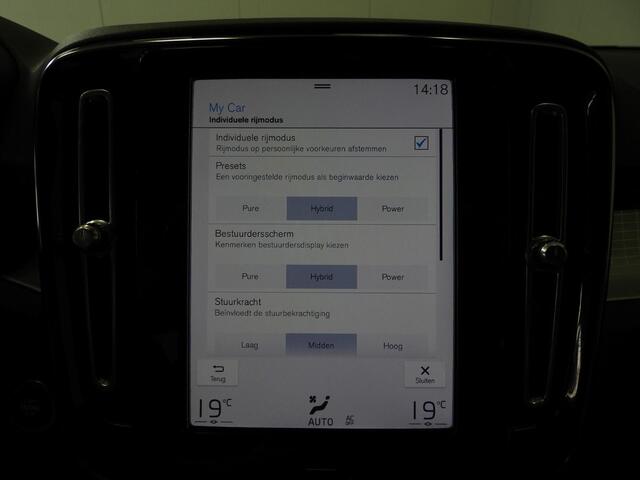 Volvo XC40 1.5 T4 Plug-In Hybrid Core Bright NAVI/CAMERA/LED/18"LMV!