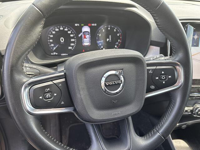 Volvo XC40 1.5 T2 Business Pro | Apple Carplay/Android | 2-zone Electronic Climate | Led | Navi