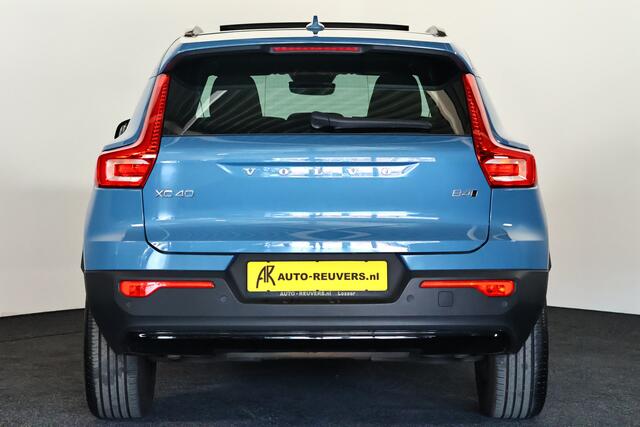 Volvo XC40 2.0 B4 AWD Ultimate Dark Pano / ACC / Harman Kardon / Camera