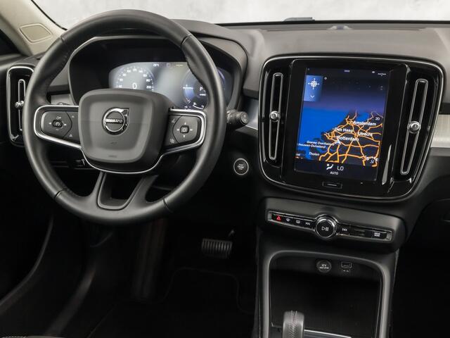 Volvo XC40 1.5 T5 Recharge Inscription 262Pk Automaat (APPLE CARPLAY, GROOT NAVI, LEDER, CAMERA, SPORTSTOELEN, KEYLESS, ELEK ACHTERKLEP, NIEUWSTAAT)