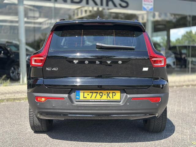 Volvo XC40 Recharge P8 AWD R-Design | SOH: 94,9% | Semi Elektr. Trekhaak | Dealer Onderhouden | Camera | Addaptive CC | Blindspot Detectie |