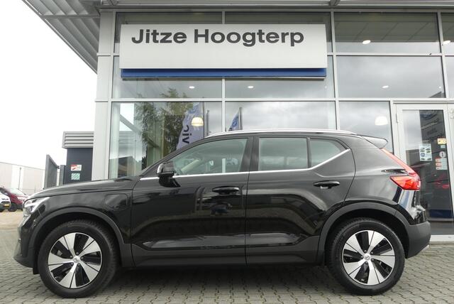 Volvo XC40 1.5 T4 Plug-in hybrid Essential Bright FACELIFT!, WINTER PACK, CRUISE, CLIMA, NAVI, CAMERA, PDC V&A, APPLE CARPLAY/ANDROID AUTO, 36.951KM