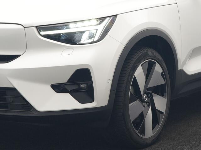 Volvo XC40 Recharge Ultimate 69 kWh 231pk Dealer O.H. | Trekhaak Af Fabriek | Panodak | Wartmepomp | Adaptive Cruise | 360 Camera | Harman / Kardon | Sportstoelen Memory & Verwarmd | Keyless | Blis | Apple Carplay | Google | Stuur Verwwarmd |