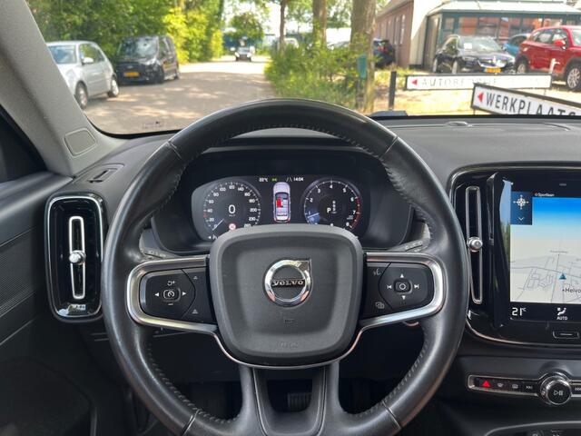 Volvo XC40 2.0 B4 AWD BUSINESS PRO 197PK AUTOMAAT / CARPLAY / NAVI / ELEK. TREKHAAK / CRUISE CTR. / LED / PDC / DAB / 18'' LM-VELGEN