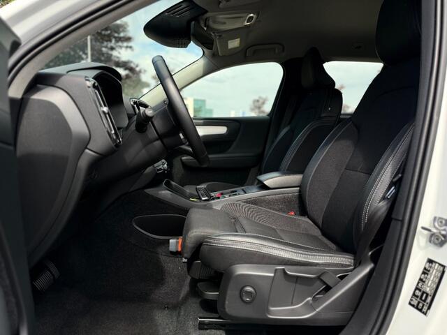 Volvo XC40 2.0 T4 Momentum