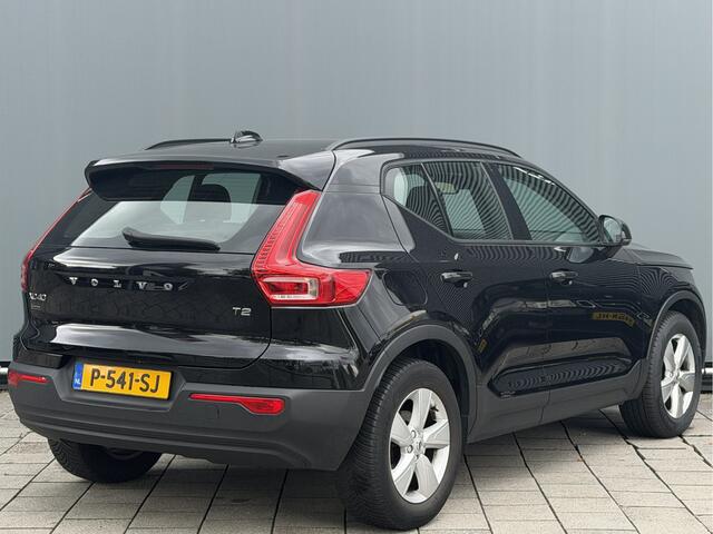 Volvo XC40 BWJ 2022 | 1.5 130PK T2 Momentum Core | TREKHAAK | CAMERA A | CLIMA | NAVI | PDC | CARPLAY |