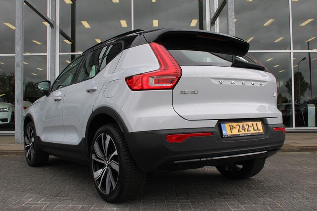 Volvo XC40 232PK Automaat Recharge Pro | 360 Camera | Adapt. Cruise | H&K Audio | 20" LMV | Verw. Voorstoelen & stuurwiel | Elektrisch verstelbare voorstoelen