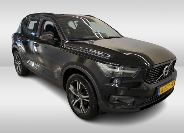 Volvo XC40 1.5 T2 130PK R-Design / Trekhaak / 1/2 Leder / Airco-ecc./ Navigatie / Stoelverwarming / Pdc./