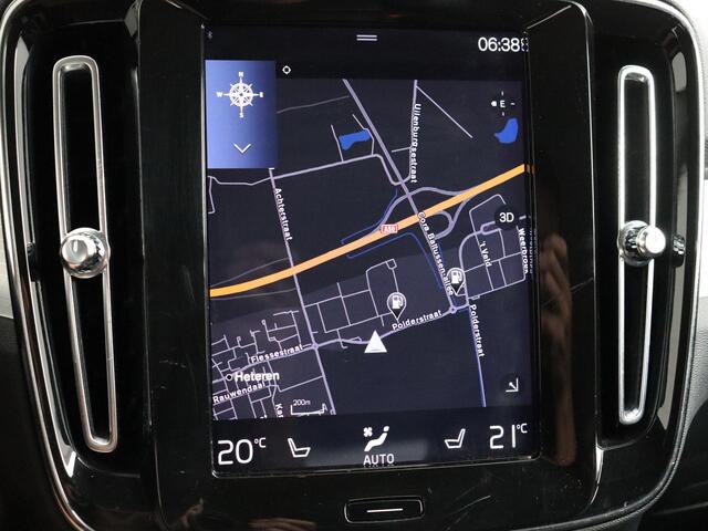 Volvo XC40 1.5 T3 Momentum Automaat | LED | Camera | Navigatie!