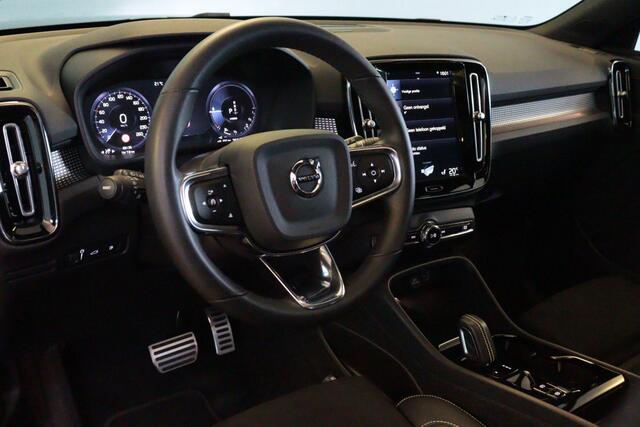 Volvo XC40 1.5 T5 Recharge R-Design | NAVI / APPCONNECT | CAMERA + PDC | STUUR / STOELVERW | ADAP CRUISE | HARMAN / KARDON AUDIO |