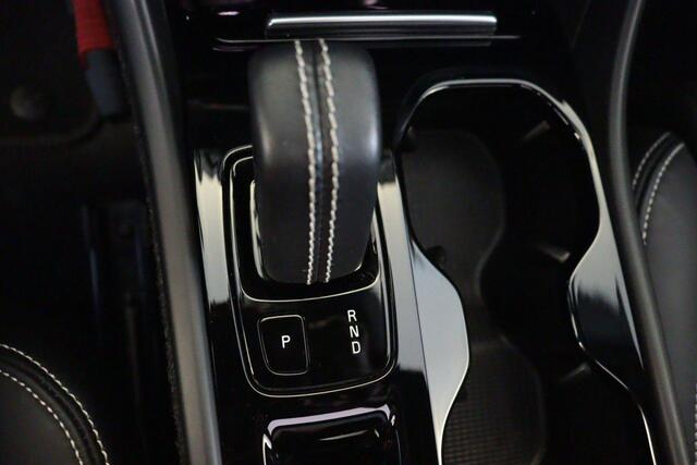 Volvo XC40 1.5 T5 Recharge R-Design | NAVI / APPCONNECT | CAMERA + PDC | STUUR / STOELVERW | ADAP CRUISE | HARMAN / KARDON AUDIO |