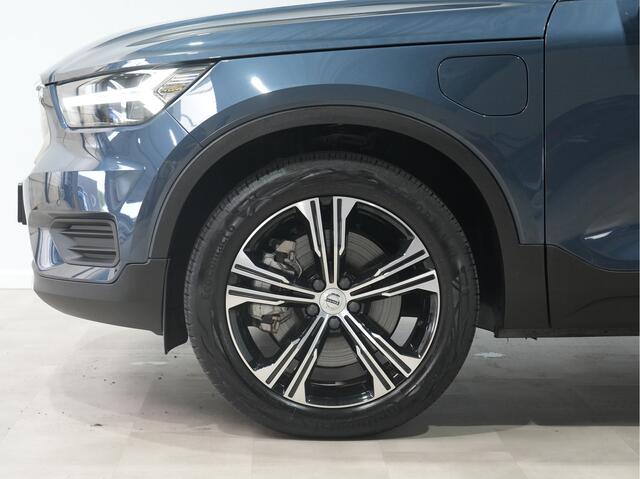 Volvo XC40 1.5 T4 Recharge Inscription Lederen bekleding Trekhaak Navigatie 211